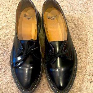 Dr. Martens Doc Martens women’s 10 black pointy toe shoes